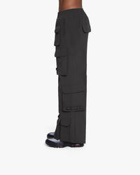 ONYX CARGO BLACK