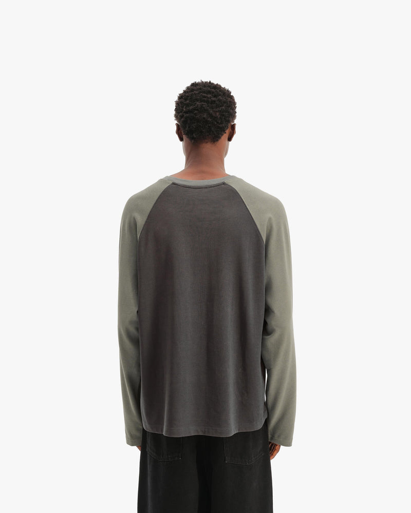 INTERNATIONAL LONGSLEEVE GREEN