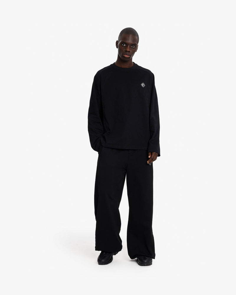LONGSLEEVE BLACK